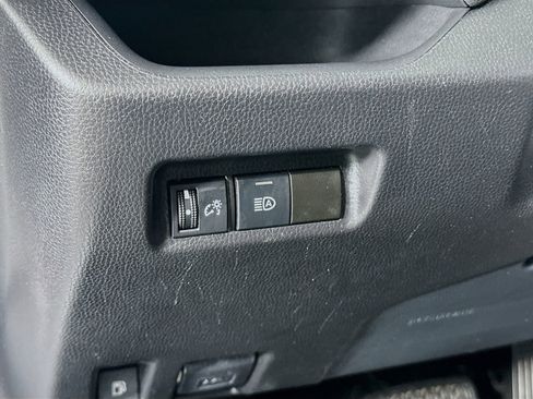 Used 2021 Toyota RAV4 LE image 36