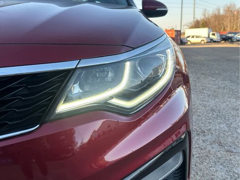 Used 2020 Kia Optima S image 9