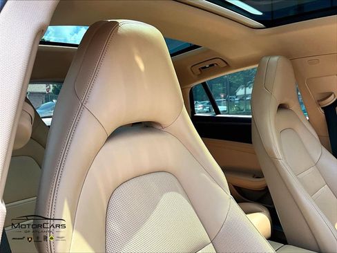 Used 2021 Porsche Panamera 4S AWD/4WD image 30