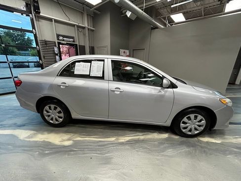 Used 2009 Toyota Corolla LE w/ Preferred Accessory Pkg FWD image 23