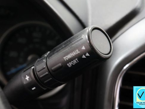 Used 2017 Ford F150 XLT w/ Equipment Group 302A Luxury image 18