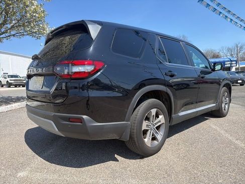 Used 2023 Honda Pilot EX-L image 4