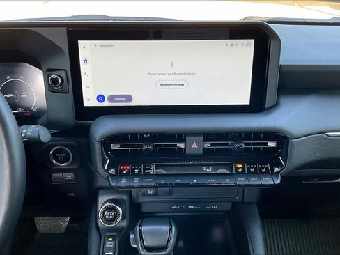 Used 2025 Toyota Land Cruiser w/ Premium Package image 7