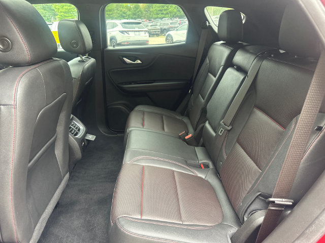 Used 2024 Chevrolet Blazer RS w/ Enhanced Convenience Package FWD image 18