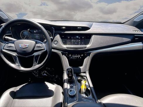 Certified 2023 Cadillac XT5 Premium Luxury AWD/4WD image 7