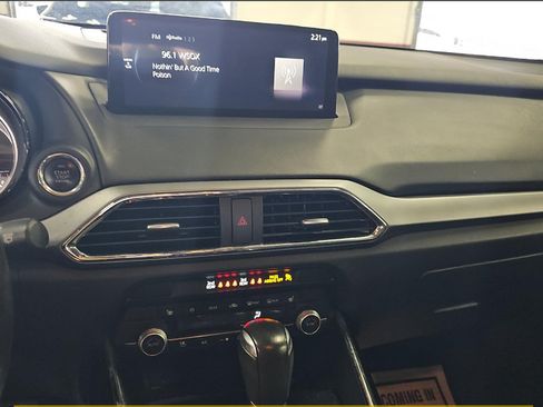 Used 2023 MAZDA CX-9 Touring Plus AWD/4WD image 18