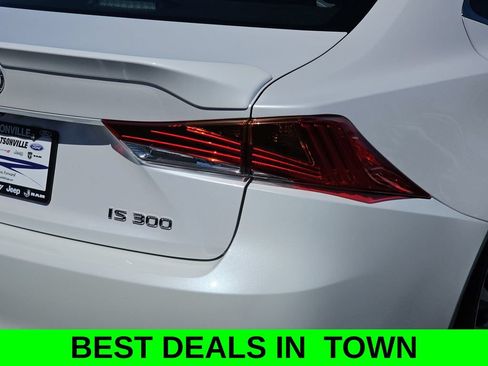 Used 2020 Lexus IS 300 w/ Accessory Package 2 RWD image 38