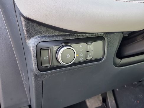 New 2026 Ford Explorer Active w/ Active Comfort Package image 13