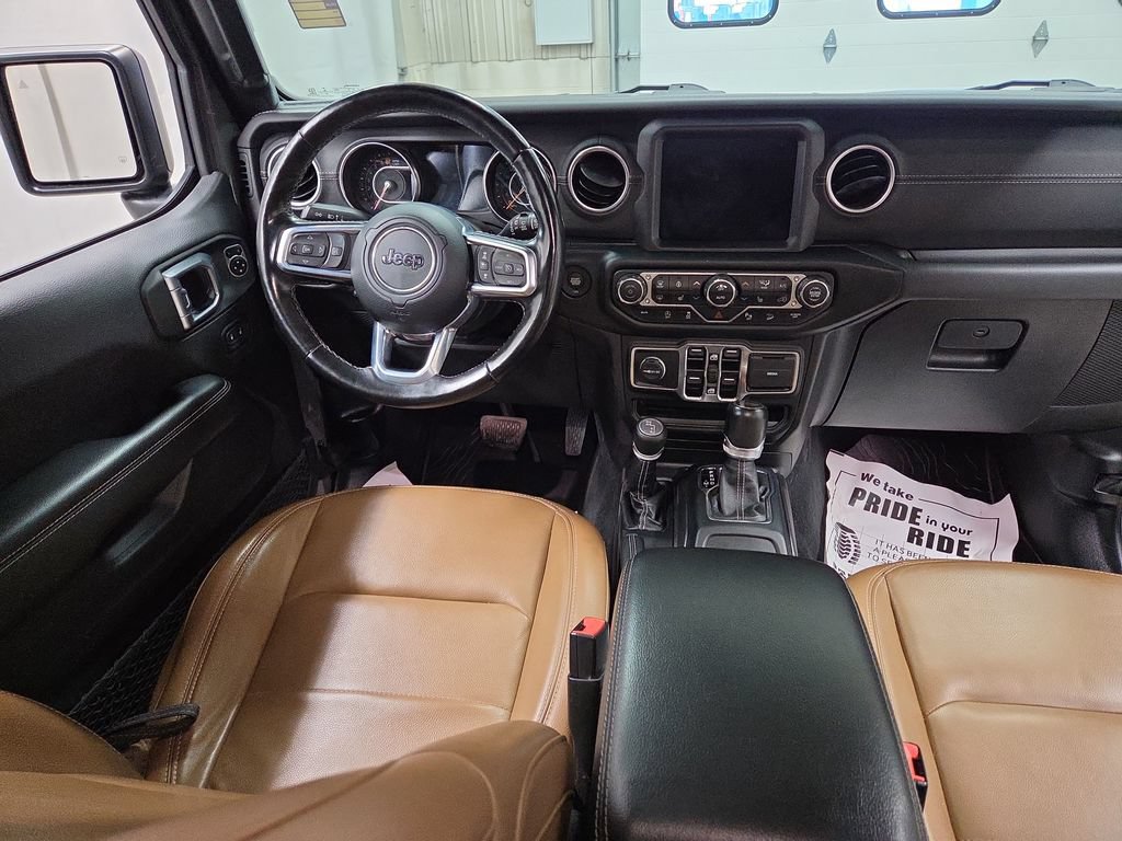 Used 2021 Jeep Wrangler Unlimited Sahara AWD/4WD image 13