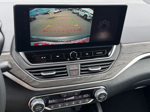 New 2025 Nissan Altima 2.5 SV w/ SV Premium Package image 14