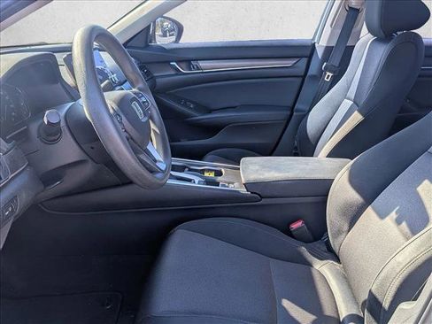 Used 2018 Honda Accord LX image 12