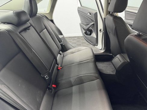 Used 2019 Volkswagen Jetta SE image 48