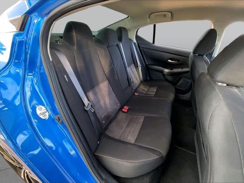 Used 2023 Nissan Sentra SR FWD image 18
