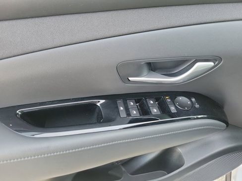 Certified 2025 Hyundai Santa Cruz SEL image 15