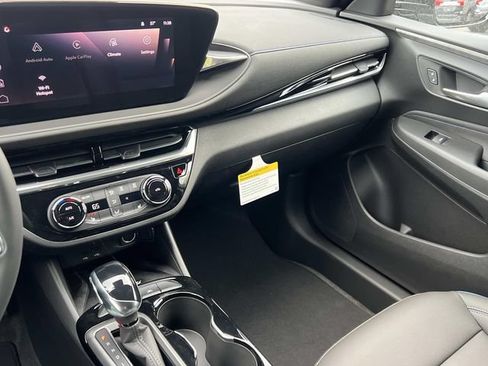 New 2026 Buick Envista Sport Touring FWD image 29
