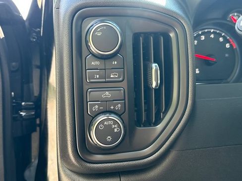 Certified 2024 Chevrolet Silverado 1500 Custom AWD/4WD image 24