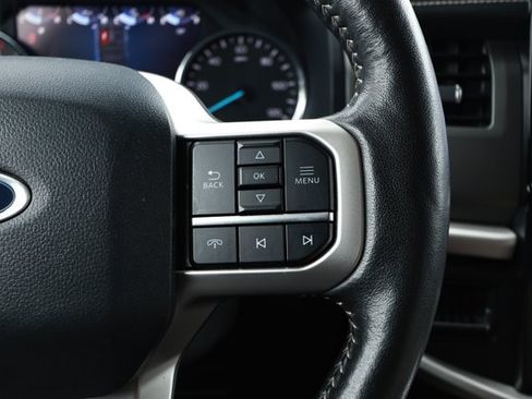 Used 2024 Ford Expedition XLT RWD image 14