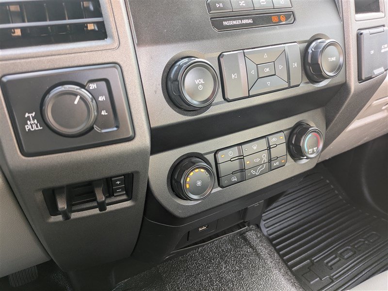 Used 2021 Ford F250 XL w/ STX Appearance Package AWD/4WD image 21