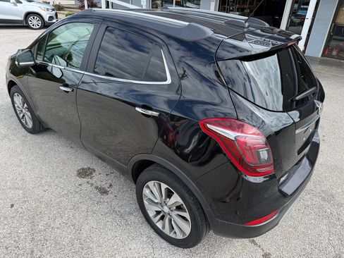 Used 2019 Buick Encore Preferred w/ Safety Package AWD/4WD image 8