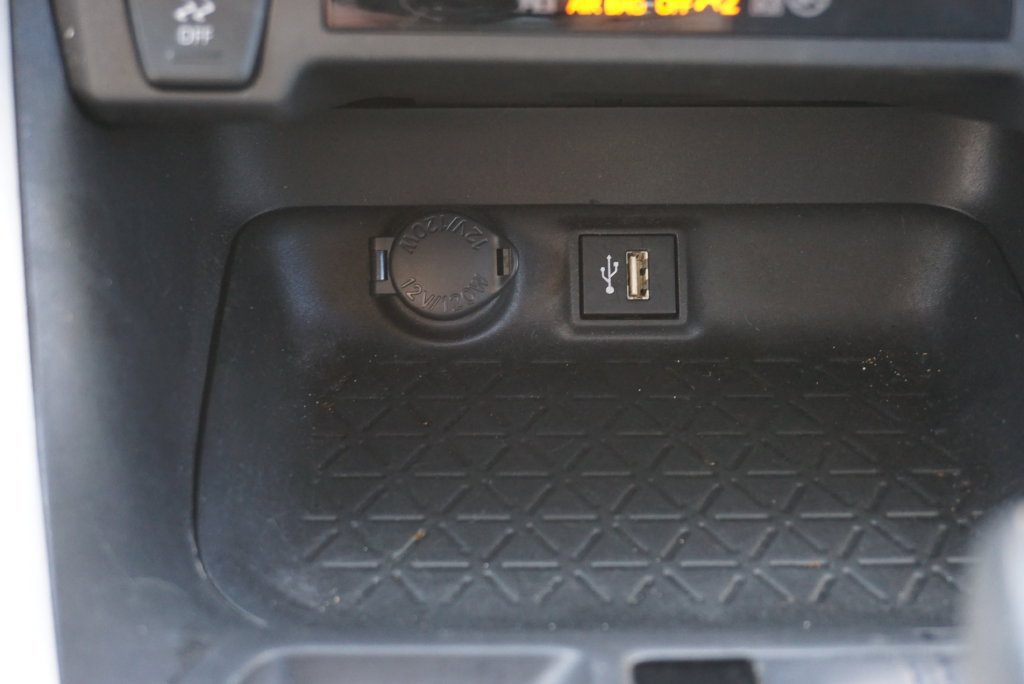 Used 2024 Toyota RAV4 XLE AWD/4WD image 21