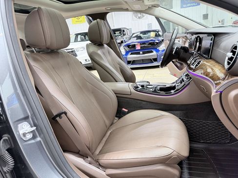 Used 2017 Mercedes-Benz E 300 4MATIC image 39