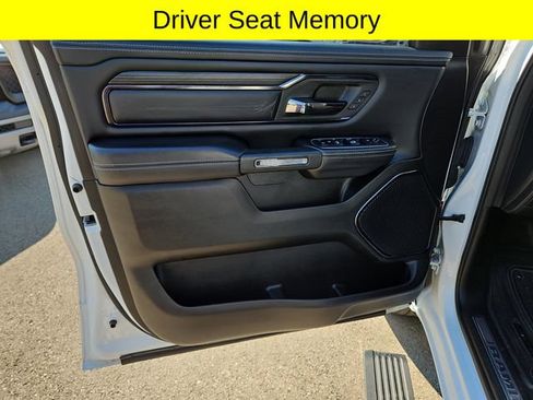 Used 2023 RAM 1500 Limited AWD/4WD image 22