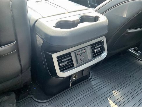 Used 2024 Ford F250 Platinum AWD/4WD image 25