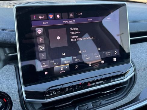 Used 2022 Jeep Compass Latitude w/ Sun and Sound Group image 21