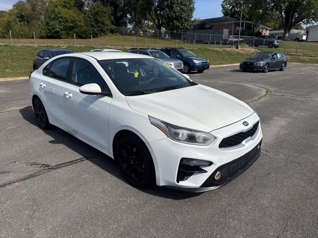 Used 2020 Kia Forte LXS FWD image 2