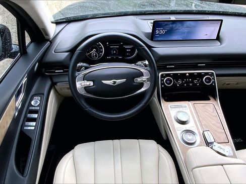 Used 2024 Genesis GV80 2.5T AWD/4WD image 6