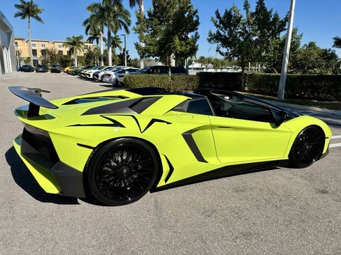 Used 2016 Lamborghini Aventador LP 750-4 Superveloce image 8