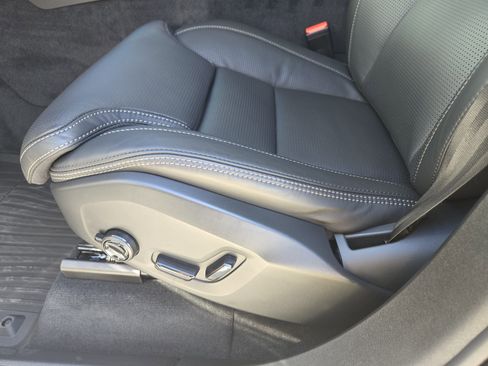 Used 2026 Volvo XC90 T8 Ultra image 27