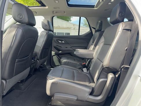 Used 2018 Chevrolet Traverse LT AWD/4WD image 6