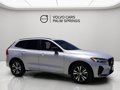 New 2025 Volvo XC60 B5 Core w/ Climate Package image 4