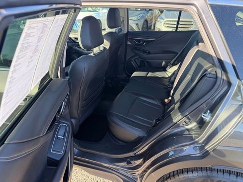 Used 2025 Subaru Outback Limited image 10