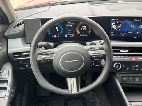 Used 2025 Hyundai Sonata SEL image 29