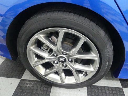 Used 2019 Hyundai Sonata Limited image 17