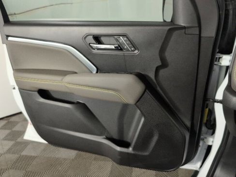 New 2026 Chevrolet Colorado ZR2 w/ Technology Package image 23