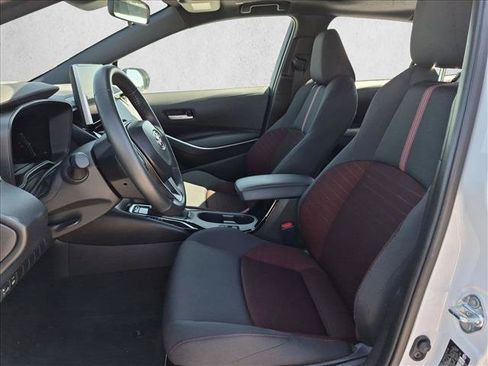 Used 2025 Toyota Corolla SE w/ SE Premium Package FWD image 16