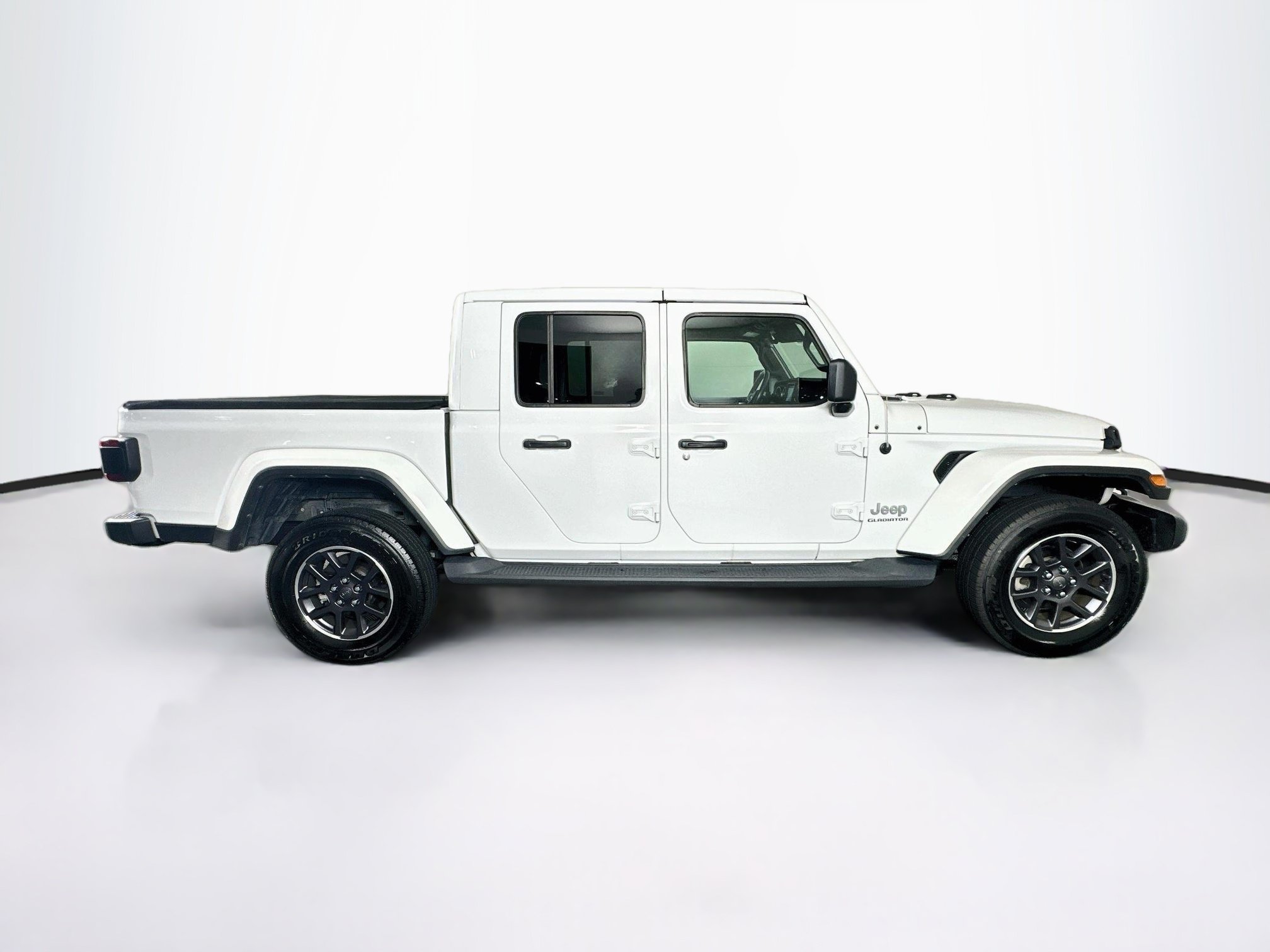 Used 2021 Jeep Gladiator Overland w/ Popular Equipment Package AWD/4WD image 10