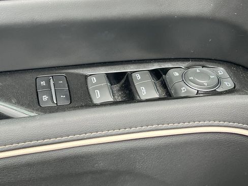 Used 2023 Cadillac Escalade ESV Sport w/ Touring Package image 12