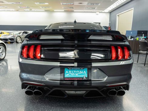 Used 2020 Ford Mustang Shelby GT500 w/ Technology Package RWD image 7