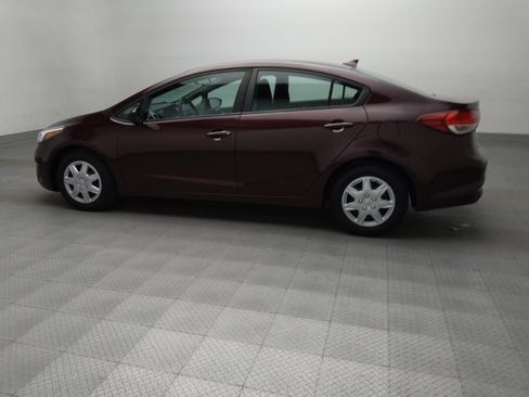 Used 2017 Kia Forte LX image 3