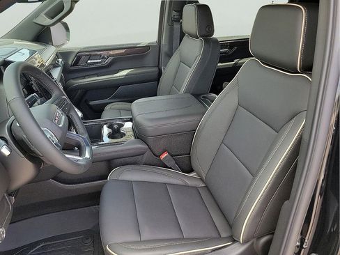 Used 2026 GMC Yukon XL Elevation w/ LPO, Floor Liner Package AWD/4WD image 14