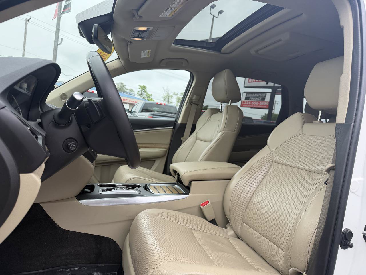 Used 2020 Acura MDX w/ Tech & Entertainment Pkg AWD/4WD image 9