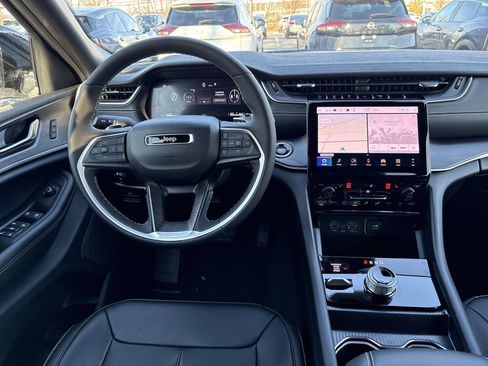 New 2025 Jeep Grand Cherokee L Limited image 22