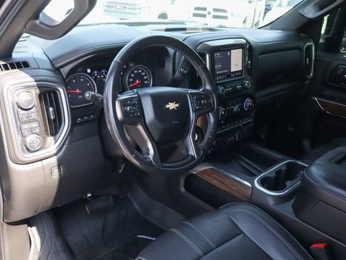 Used 2022 Chevrolet Silverado 3500 High Country image 23