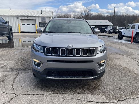 Used 2021 Jeep Compass Limited AWD/4WD image 2