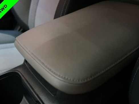 Used 2023 Subaru Outback Premium image 22