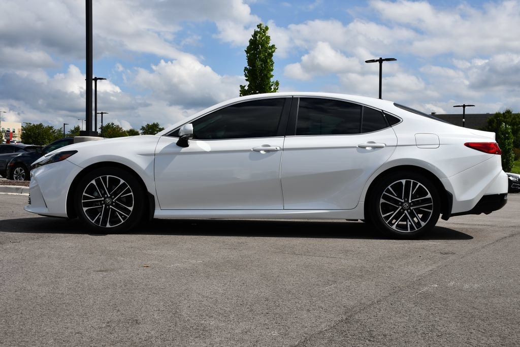 Used 2025 Toyota Camry XLE w/ Premium Plus Package FWD image 4